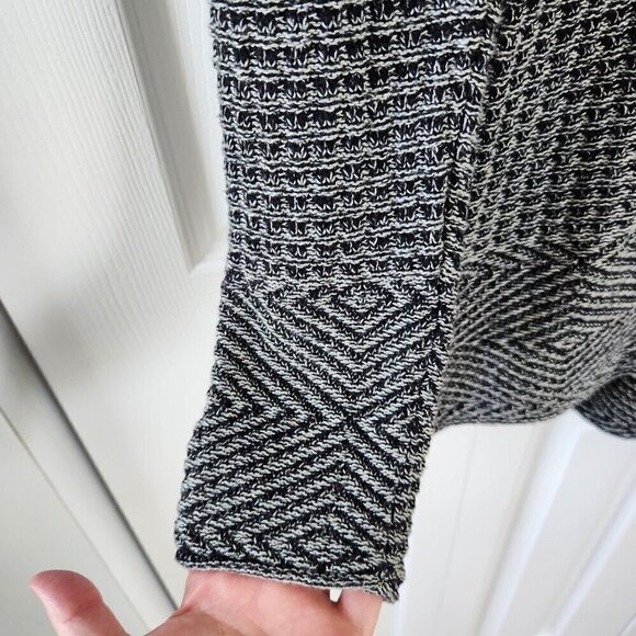 Eight Eight Eight Cowl Neck Long Sleeve Pullover Sweater - Picture 5 of 8
